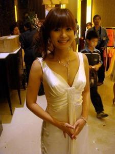 judi online24jam deposit pulsa indosat Hari ini Shangguan Meimei sengaja mengetuk dirinya tiga kali